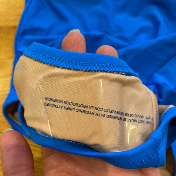 Jcrew one piece color block bathing suit - Picture 4 of 6